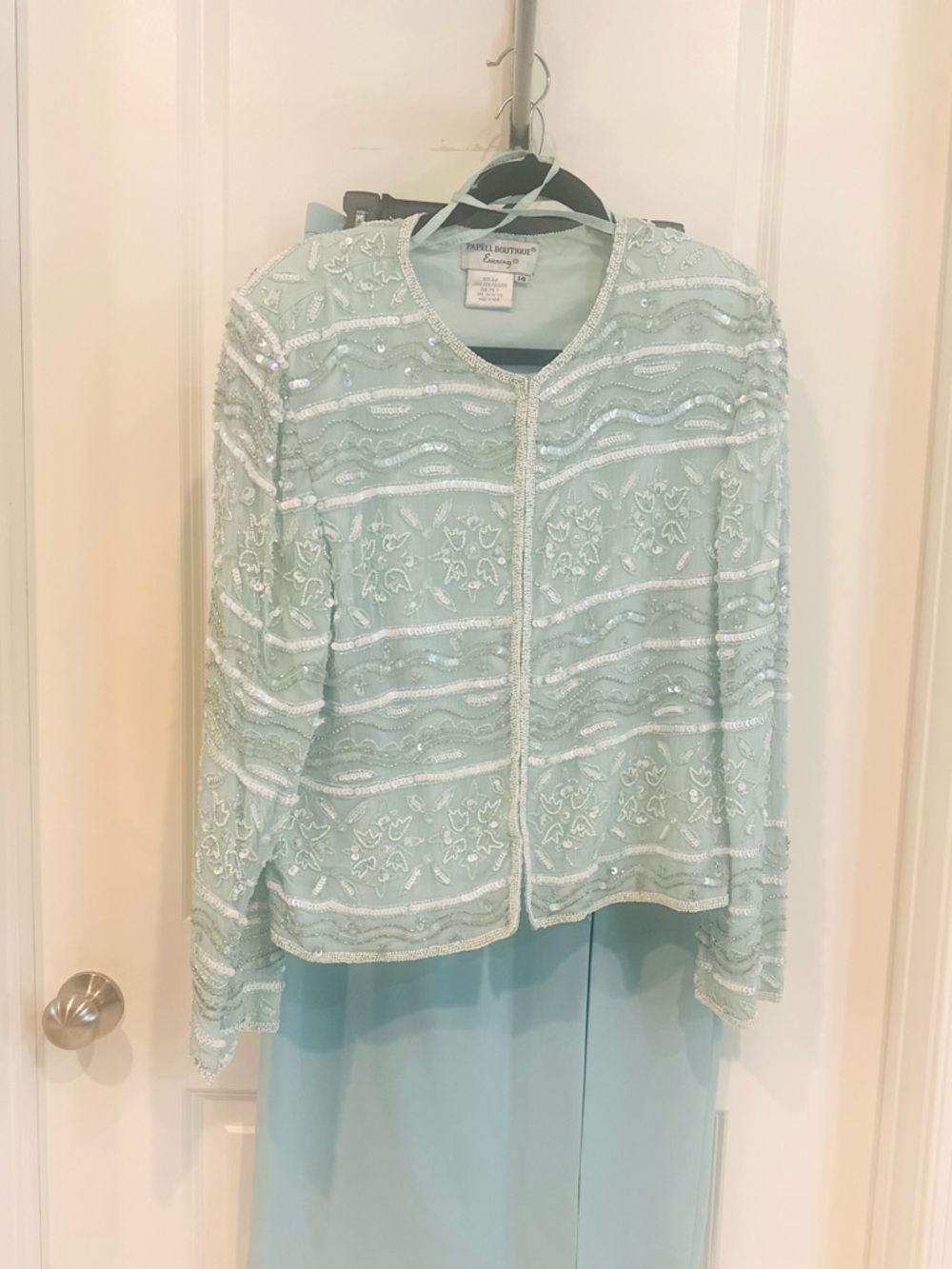 The Papell Boutique Evening 2 pc 14p Skirt and 14 Beaded Jacket Set